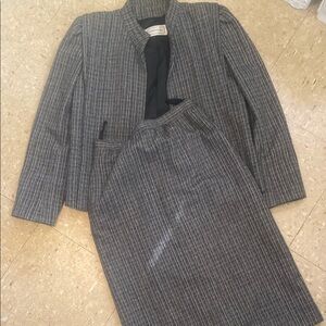 Gray Classic Business Suit Set